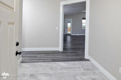 03-Front Entry_DMD_0977