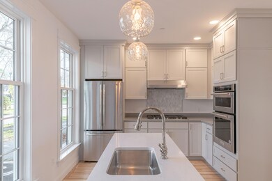 149 E Main St unit 10, Yarmouth, ME 04096 - photo 4