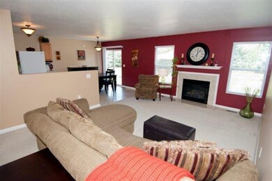 8126 Cypress Cir, Dexter, MI 48130 - photo 3