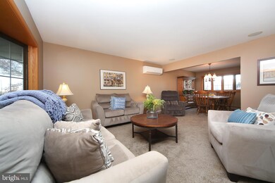 226 Midway Dr, Morrisville, PA 19067 - photo 7