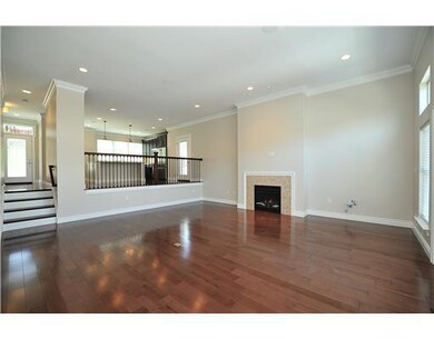 155 Sweetbriar Village T unit 155, Mount Washington, PA 15211 - photo 7