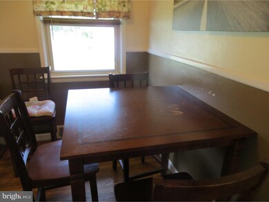 40 Oriole Dr, Ewing, NJ 08628 - photo 2