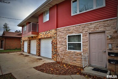 5217 N Prospect Rd unit 1-4, Peoria, IL 61614 - photo 6