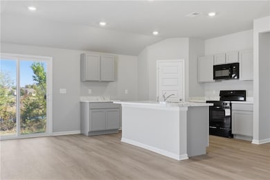 20281 W 194th Terrace, Spring Hill, KS 66083 - photo 3