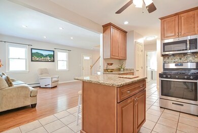 17 Arbor Dr, Shrewsbury, MA 01545 - photo 5