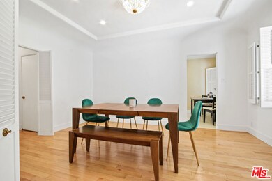 352 S Wetherly Dr, Beverly Hills, CA 90211 - photo 7