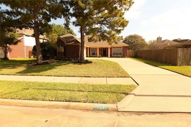 17907 Stoney Glade Ct, Houston, TX 77095 - photo 2