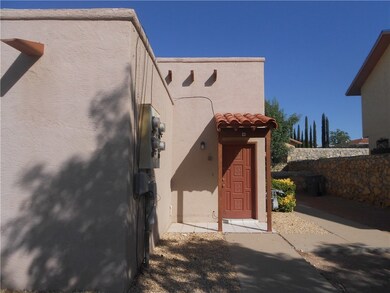 10781 Vista Del Sol Dr unit 4, El Paso, TX 79935 - photo 3