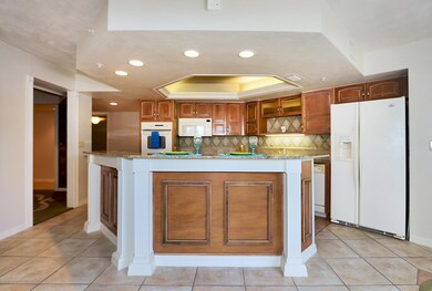 Large, open, Kitchen