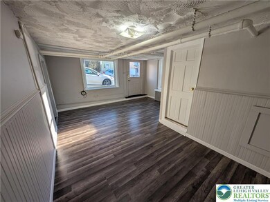 44 S Carlisle St unit 4, Allentown, PA 18109 - photo 4