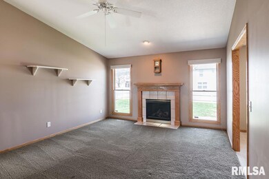 1636 W 65th St, Davenport, IA 52806 - photo 6