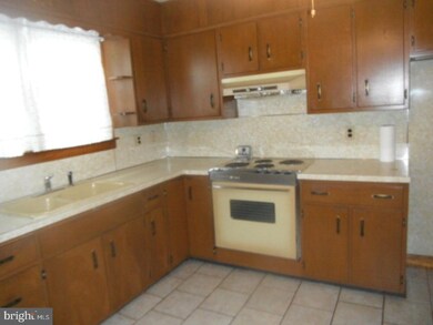 503 Beechwood Ave, Mar Lin, PA 17951 - photo 6