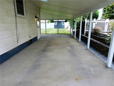 1558 Farm Ln, Bethlehem, PA 18018 - photo 6