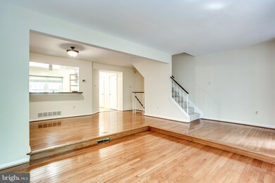 3811 Water Drop Ct, Burtonsville, MD 20866 - photo 7