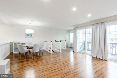 421 Wendover Dr unit 126-B, Eagleville, PA 19403 - photo 3