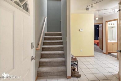 03-Front Entry_DMD_6678