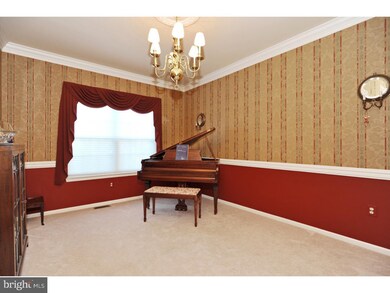 639 Hoffman Blvd, Spring City, PA 19475 - photo 4