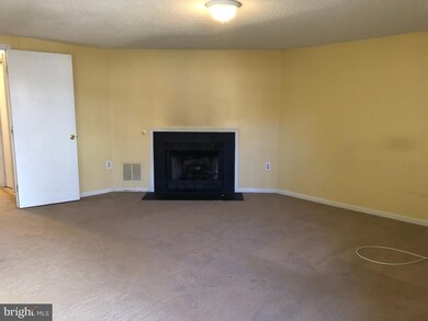 13960 Gunners Place, Centreville, VA 20121 - photo 6