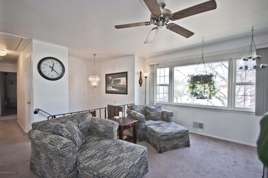 Living Room (2)