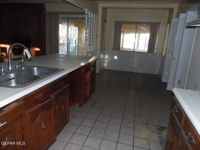 7705 Wenda Dr, El Paso, TX 79915 - photo 4