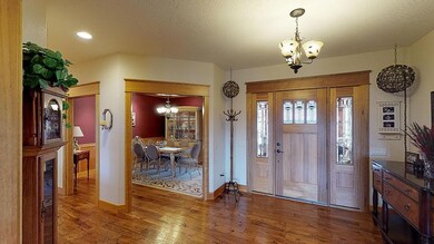 221 Harpazo Ln, Grants Pass, OR 97527 - photo 4