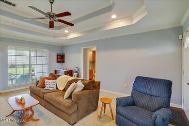 202 White Oaks Place livingg room 3