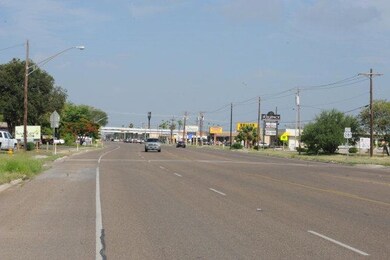 410 E Ferguson Ave, Pharr, TX 78577 - photo 5