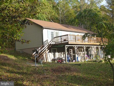 98 Cinnamon Trail unit A, Berkeley Springs, WV 25411 - photo 2