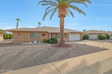 17427 N Cottonwood Dr, Sun City, AZ 85373 - photo 6