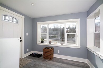 45 Douglas St, Uxbridge, MA 01569 - photo 4