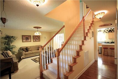OPEN FLOOR PLAN WITH PLENTY OF LIGHT 
