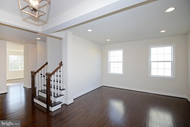 9042 Sudley Rd unit 16A, Manassas, VA 20110 - photo 5