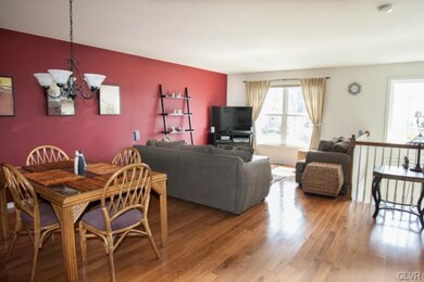 236 N Oak St, Freemansburg, PA 18017 - photo 4