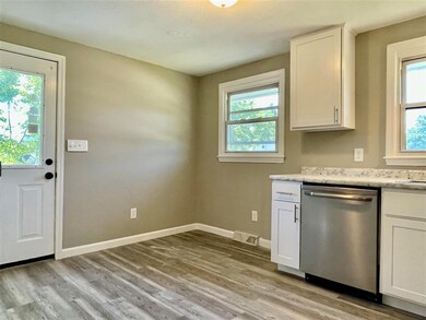 17 Valhalla Dr, Nashua, NH 03062 - photo 4