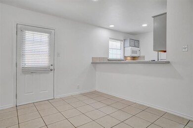 1030 W Coffin St unit 101, Denison, TX 75020 - photo 6