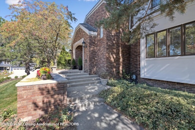 06-420-Woodland-Pass-East-Lansing-MI-488