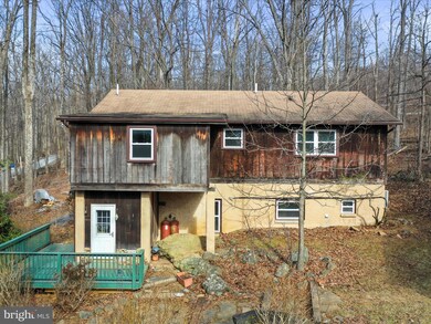 115 Old Log Rd, Linden, VA 22642 - photo 3
