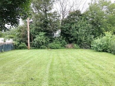 29 Carolynn Rd, Elizabeth, NJ 07201 - photo 3