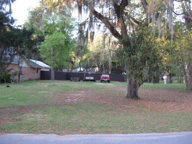LOT 2 Hickory Place