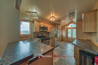 1101 Sage Brush St, Cody, WY 82414 - photo 5