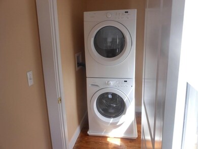 6 Eaton St unit 2, Wakefield, MA 01880 - photo 3