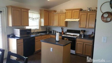 729 Desert Ash Dr, Horizon City, TX 79928 - photo 2