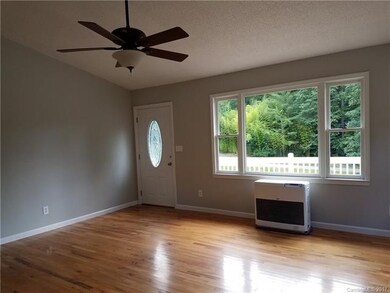 8 K-9 Dr, Burnsville, NC 28714 - photo 5