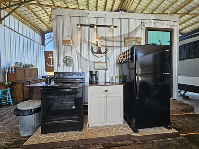 1008 Wc Pickett Rd, Clifton, TN 38425 - photo 5