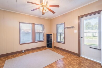 204ForrestInterior-1