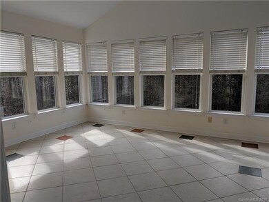 823 Jennings Rd, Statesville, NC 28625 - photo 6