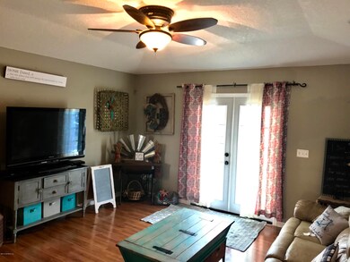 219D1194-4208-4FA3-B037-553999E8BD31