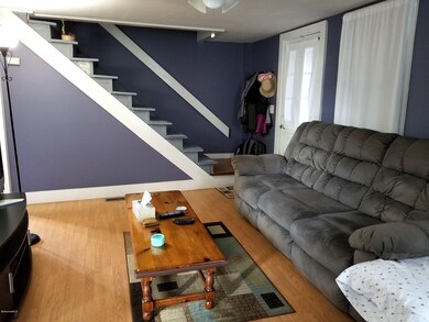 11 Harris St, North Adams, MA 01247 - photo 3