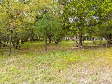 16013 Faircrest Dr, Whitney, TX 76692 - photo 2