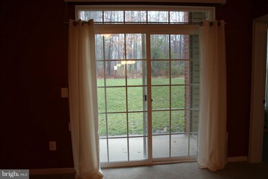 8609 Wintergreen Ct unit 104, Odenton, MD 21113 - photo 6